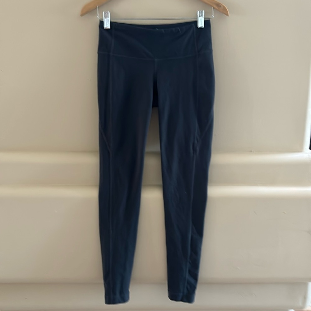 Athleta Leggings. Granite Blue. Size Small. Excellent Condition.